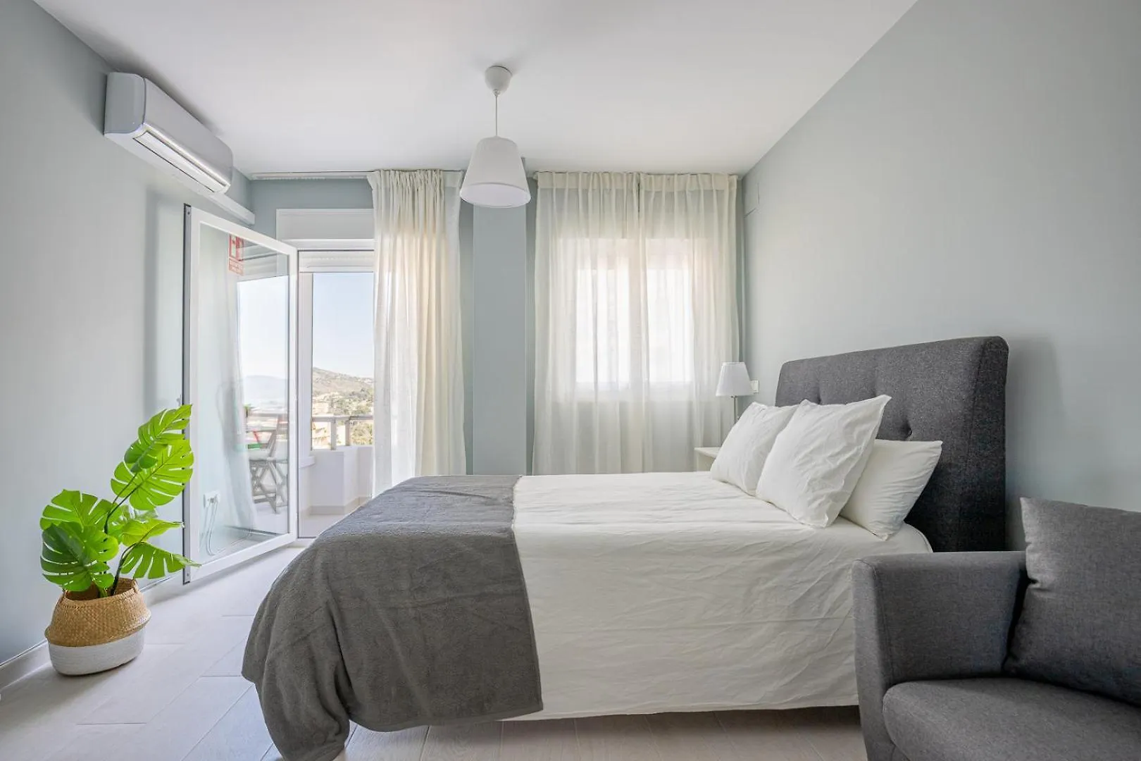 Torremolinos Dream Sea Views Apartment 0*,  Spain